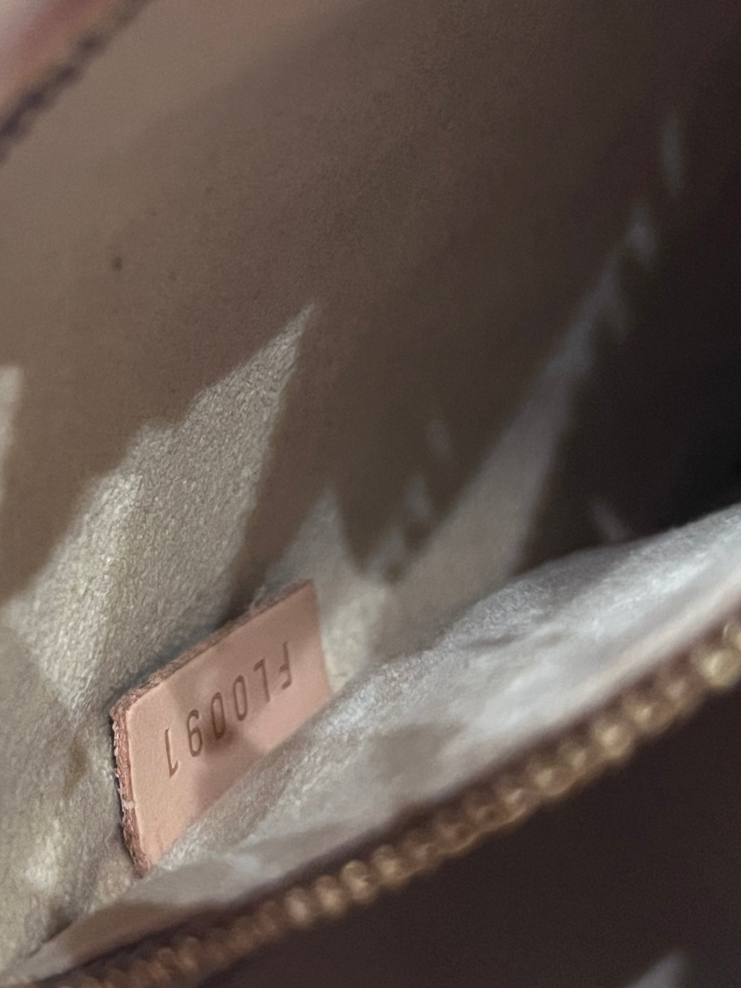Louis Vuitton Looping Bag MM