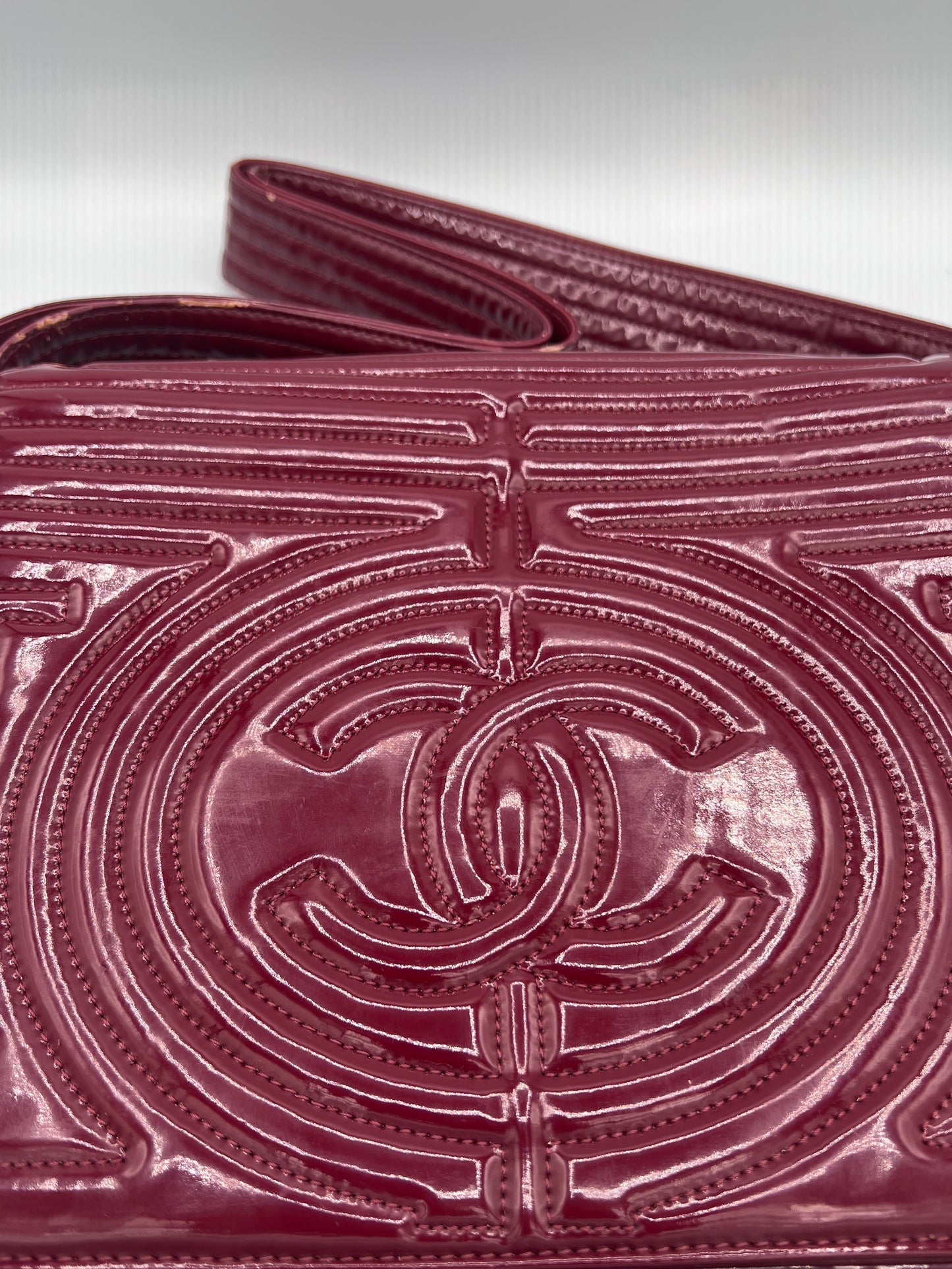 Chanel Bordeaux CC Logo Patent Leather Shoulder Bag