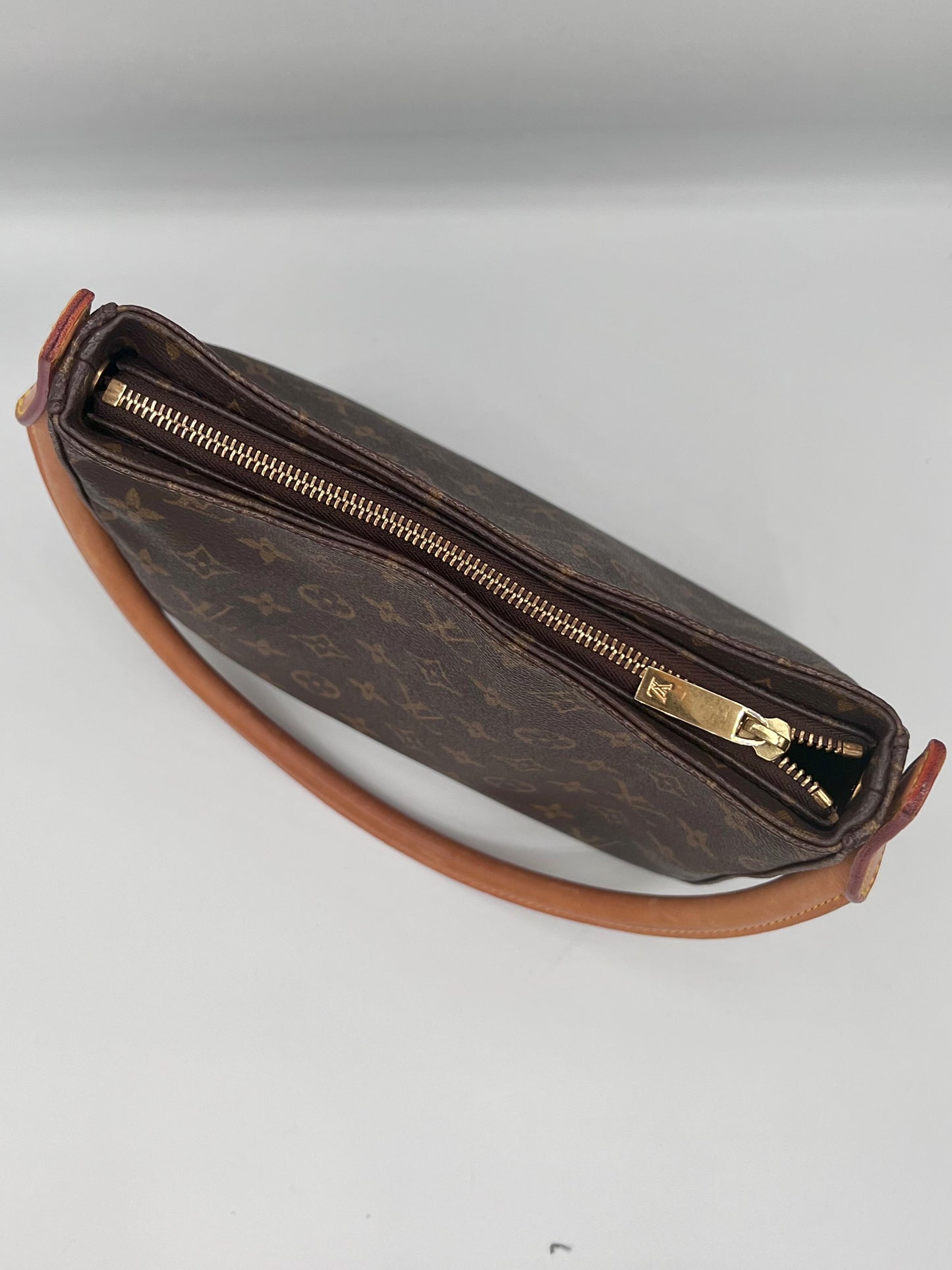 Louis Vuitton Looping Bag MM