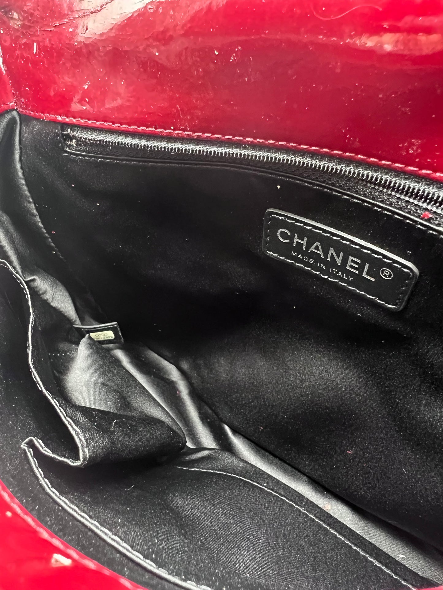 Chanel Bordeaux CC Logo Patent Leather Shoulder Bag