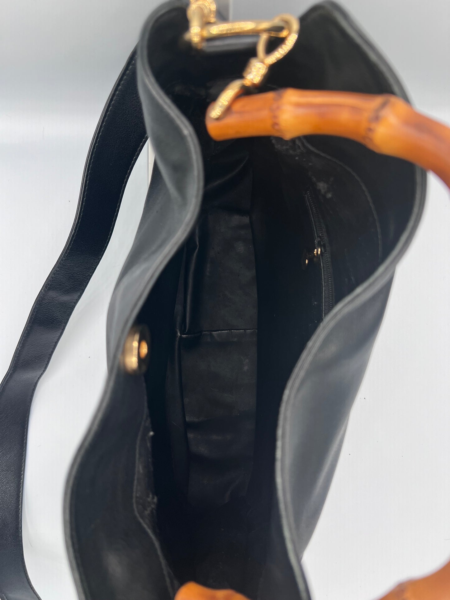 Vintage Gucci Black Leather Shoulder Bag with Bamboo Handle
