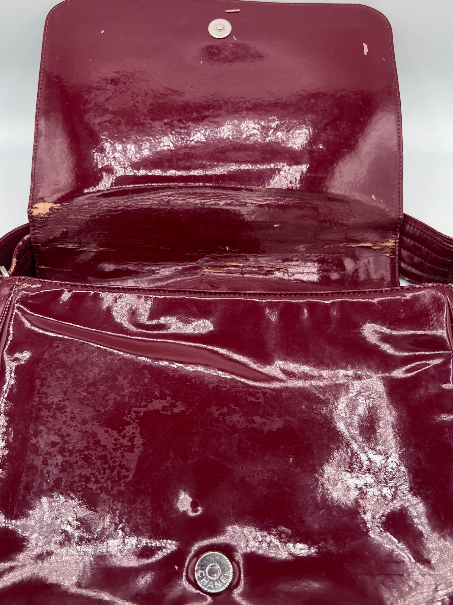 Chanel Bordeaux CC Logo Patent Leather Shoulder Bag