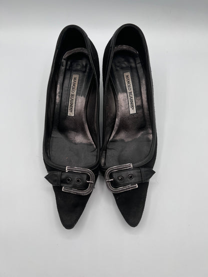 Manolo Blahnik Black Suede Pointed-Toe Kitten Heels